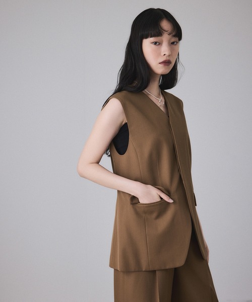 ADAM ET ROPE'（アダムエロペ）の「NIKKE GABARDINE GILET（ベスト・レディース・ブラック/ブラウン・FREE）」の7枚目の写真