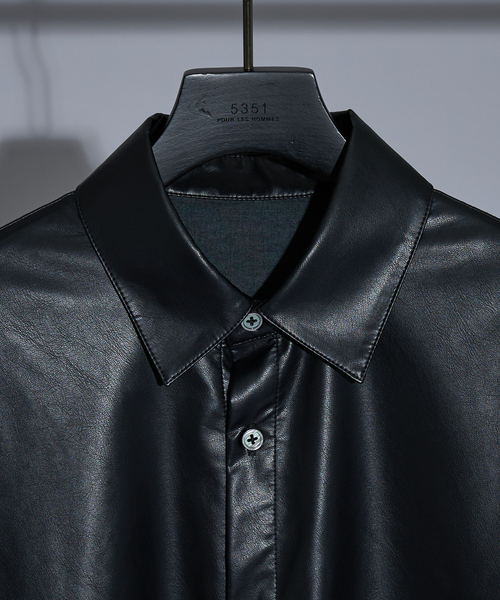 5351 POUR LES HOMMES（ゴーサンゴーイチプールオム）の「レザータッチ 長袖シャツ（シャツ/ブラウス・メンズ・ブラック・44/46/48/50）」の5枚目の写真