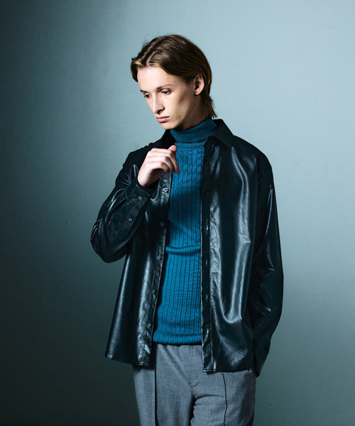 5351 POUR LES HOMMES（ゴーサンゴーイチプールオム）の「レザータッチ 長袖シャツ（シャツ/ブラウス・メンズ・ブラック・44/46/48/50）」の9枚目の写真