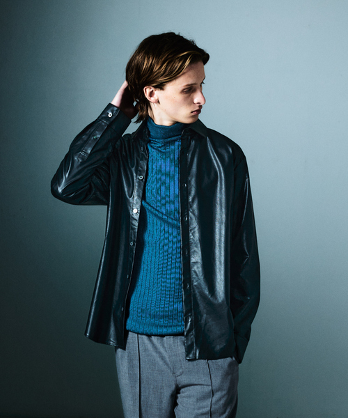 5351 POUR LES HOMMES（ゴーサンゴーイチプールオム）の「レザータッチ 長袖シャツ（シャツ/ブラウス・メンズ・ブラック・44/46/48/50）」の11枚目の写真