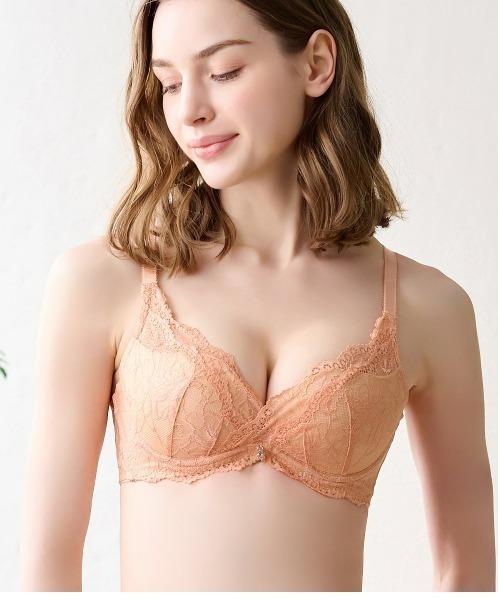 tutuanna（チュチュアンナ）の「[脇肉0ブラ]チュチュアンナ史上最強の着痩せを叶える　レーシーアントレッドブラ（ブラジャー・レディース・ネイビー/ホワイト系その他/ピンク/レッド/ライトグリーン/ブラック×ホワイト/ブラック/グレー/ワイン/ダークグリーン/ホワイト×グレー/グレイッシュブルー/ブラウン/オフホワイト/ラベンダー/オレンジ/エメラルド・A65/A70/A75/B65/B70/B75/C65/C70/C75/C80/D65/D70/D75/D80/E65/E70/E75/E80）」の17枚目の写真