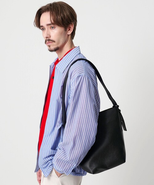 【ユナイテッドアローズ】ネイビー レザー トートバッグ ユナイテッドアローズ】ネイビー レザー トートバッグ UNITED ARROWS