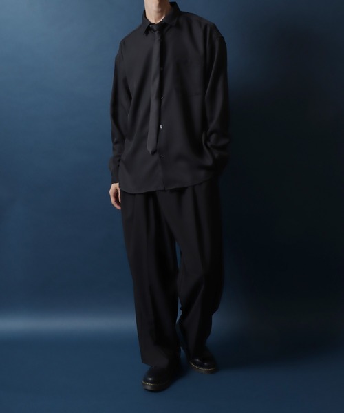 ANPAS（アンパス）の「ANPAS Twill Fabric Oversized Regular Collar Shirt with necktie/別注 ツイル オーバーサイズ ネクタイ付きシャツ レディース メンズ 長袖シャツ レギュラーカラーシャツ（シャツ/ブラウス・メンズ・ダークグリーン/ライトグレー/ホワイト/ベージュ/ブラック/ブルー/ブラウン・M/L）」の21枚目の写真