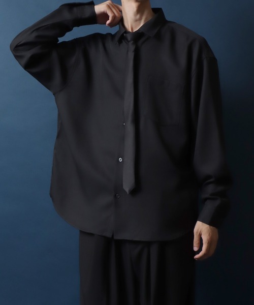 ANPAS（アンパス）の「ANPAS Exclusive Oversized Twill Shirt with Tie (Long Sleeve)  / アンパス別注 ネクタイ付きツイルオーバーサイズ レギュラーカラーシャツ / レディース メンズ 長袖シャツ 秋冬（シャツ/ブラウス・メンズ・ダークグリーン/ライトグレー/ホワイト/ベージュ/ブラック/ブルー/ブラウン/マルーン/ネイビー・M/L）」の19枚目の写真