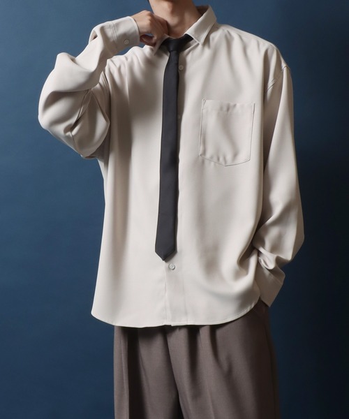 ANPAS（アンパス）の「ANPAS Exclusive Oversized Twill Shirt with Tie (Long Sleeve)  / アンパス別注 ネクタイ付きツイルオーバーサイズ レギュラーカラーシャツ / レディース メンズ 長袖シャツ 秋冬（シャツ/ブラウス・メンズ・ダークグリーン/ライトグレー/ホワイト/ベージュ/ブラック/ブルー/ブラウン/マルーン/ネイビー・M/L）」の22枚目の写真