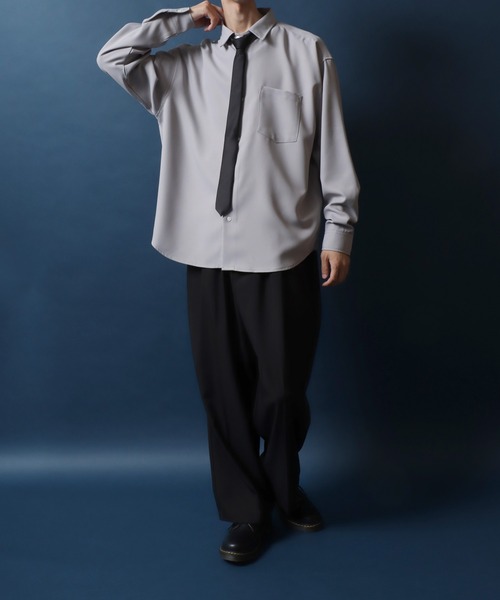 ANPAS（アンパス）の「ANPAS Twill Fabric Oversized Regular Collar Shirt with necktie/別注 ツイル オーバーサイズ ネクタイ付きシャツ レディース メンズ 長袖シャツ レギュラーカラーシャツ（シャツ/ブラウス・メンズ・ダークグリーン/ライトグレー/ホワイト/ベージュ/ブラック/ブルー/ブラウン・M/L）」の22枚目の写真