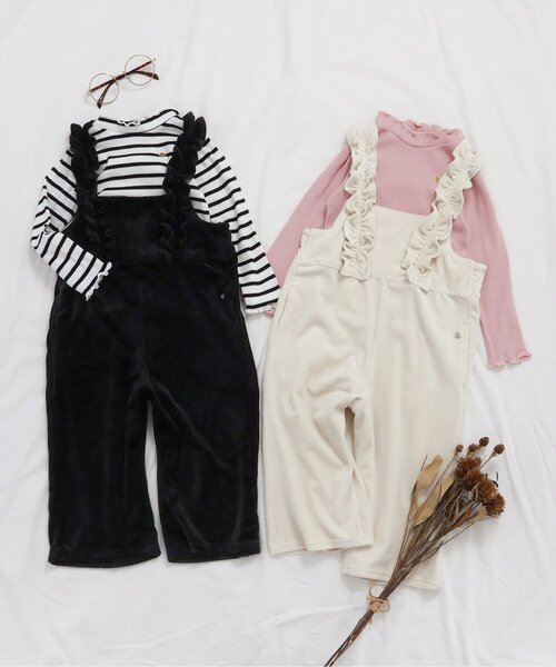 apres les cours(アプレレクール)の「【ジュニア対応】ベロアフリルサロペット(サロペット/オーバーオール・キッズ・ブラック/アイボリー・90/100/110/120/130/140)」の6枚目の写真