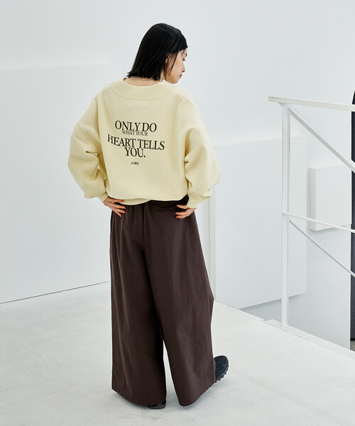 FREAK'S STORE(フリークスストア)の「J.J.Mercer × FREAK'S STORE/ジェイジェイマーサー 別注 Vネックプルオーバー/ スウェットライクニット(ニット/セーター・レディース・ブラウン/グレー/ナチュラル・フリ-)」の17枚目の写真