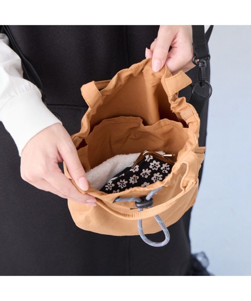 ROOTOTE(ルートート)の「ルートート / SC.サコッシュ.ドローストリング-A(ショルダーバッグ・レディース・ベージュ/タン/ブルー/ブラック・FREE)」の13枚目の写真