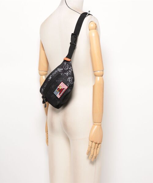 JUGLANS(ユグランス)の「【TOYMACHINE】SLING BAG(ボディバッグ/ウエストポーチ・メンズ・ライトブラウン/ブラック/ブラック系その他・FREE)」の13枚目の写真