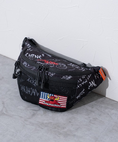 JUGLANS(ユグランス)の「【TOYMACHINE】SLING BAG(ボディバッグ/ウエストポーチ・メンズ・ライトブラウン/ブラック/ブラック系その他・FREE)」の2枚目の写真