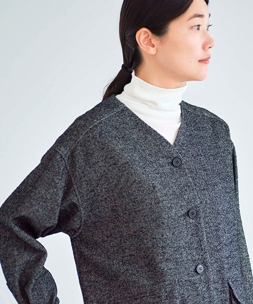HAU（ハウ）の「Vネックジャケット tweed（その他アウター・レディース・ブラック・MEDIUM）」の4枚目の写真