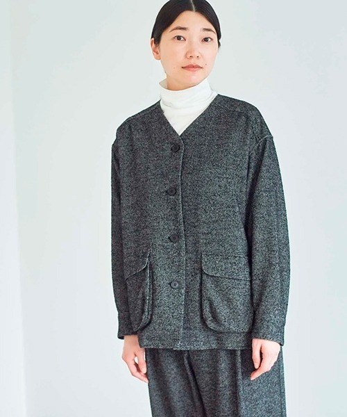 HAU（ハウ）の「Vネックジャケット tweed（その他アウター・レディース・ブラック・MEDIUM）」の6枚目の写真