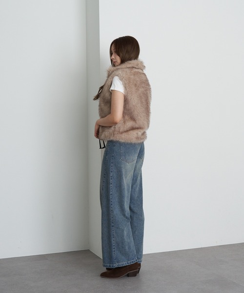 RAY CASSIN（レイカズン）の「ファーベスト（ベスト・レディース・ベージュ系その他2/アイボリー/グレイッシュベージュ・FREE）」の14枚目の写真