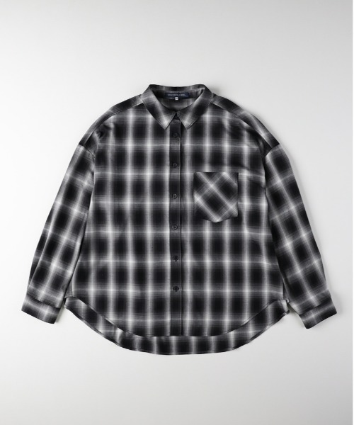 Right-on（ライトオン）の「【ヒップまでカバー】【HONEYSUCKLE ROSE】オンブレチェックシャツ (ゆったりシルエット/前後差丈)（シャツ/ブラウス・レディース・ブルー/ブラック/ブラウン・S/L/M）」の4枚目の写真