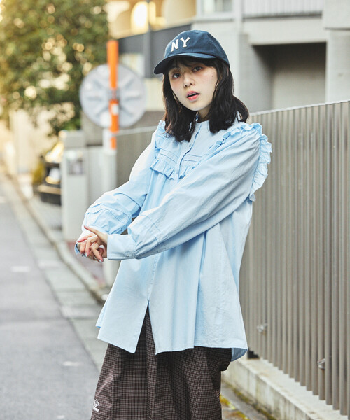 FREAK'S STORE(フリークスストア)の「<新色追加>スクエア スタンドフリルブラウス(シャツ/ブラウス・レディース・ブラック/オリーブ/オフホワイト/サックスブルー・フリ-)」の7枚目の写真