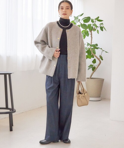 SHIPS(シップス)の「フォックス ブレンド ノーカラー ニット コート(ノーカラーコート・レディース・ライトブルー/ベージュ/ネイビー・ONE SIZE)」の4枚目の写真