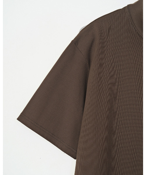 VICTIM（ヴィクティム）の「VICTIM ヴィクティム / MOCK NECK TEE モックネックTシャツ / VTM-25-CS-107（Tシャツ/カットソー・メンズ・ブラック/ホワイト/ブラウン・1/2/3）」の7枚目の写真