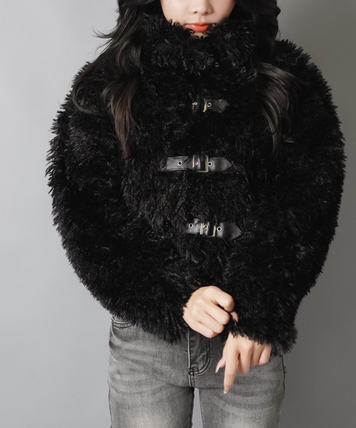 SPINNS（スピンズ）の「今期人気NO.1！まるでぬいぐるみ★愛され素材プードルファーコート（その他アウター・レディース・ブラック/アイボリー/グレイッシュベージュ・ONESIZE）」の16枚目の写真