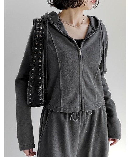 Re:EDIT（リエディ）の「[イージーケア]ライトダンボールビスチェラインパーカー（パーカー・レディース・ブラック/アイボリー/グレー/チャコールグレー・MEDIUM/LARGE）」の3枚目の写真