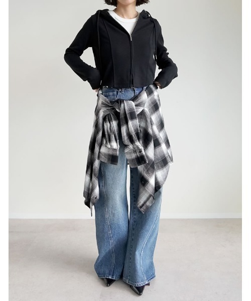 Re:EDIT（リエディ）の「[イージーケア]ライトダンボールビスチェラインパーカー（パーカー・レディース・ブラック/アイボリー/グレー/チャコールグレー・MEDIUM/LARGE）」の8枚目の写真