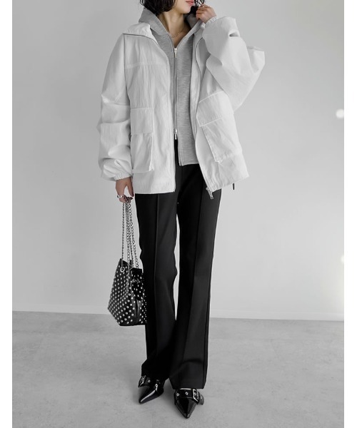 Re:EDIT（リエディ）の「[イージーケア]ライトダンボールビスチェラインパーカー（パーカー・レディース・ブラック/アイボリー/グレー/チャコールグレー・MEDIUM/LARGE）」の16枚目の写真