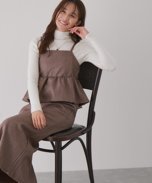 Jayro(ジャイロ)の「チェック柄ペプラムワンピース(ワンピース・レディース・ブラック系その他/グレー/ブラウン・M)」の6枚目の写真