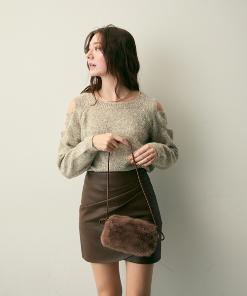 Lunea（ルネア）の「オープンショルダーミックスカラーニット（ニット