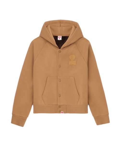 A BATHING APE(アベイシングエイプ)の「SUEDE PATCH BONDED PILE BASEBALL JACKET(ブルゾン・レディース・ベージュ/ブラウン・X-SMALL/SMALL)」の2枚目の写真