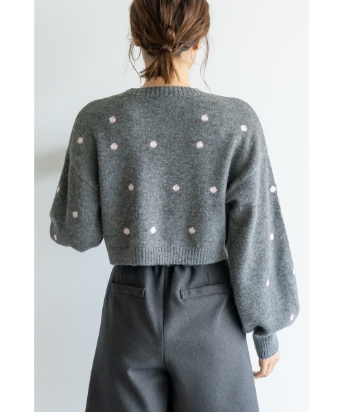 M.deux（エムドゥ）の「アルパカタッチフラワー刺繍プルオーバー（ニット/セーター・レディース・ネイビー/チャコールグレー・MEDIUM）」の11枚目の写真