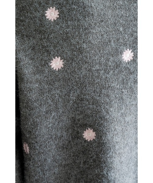 M.deux（エムドゥ）の「アルパカタッチフラワー刺繍プルオーバー（ニット/セーター・レディース・ネイビー/チャコールグレー・MEDIUM）」の15枚目の写真