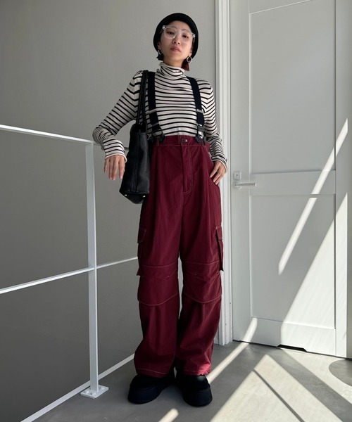 CFT.(シフト)の「ステッチサスペンダーカーゴパンツ(カーゴパンツ・レディース・バーガンディー・FREE)」の3枚目の写真