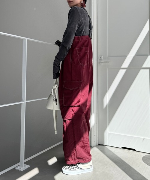 CFT.（シフト）の「ステッチサスペンダーカーゴパンツ（カーゴパンツ