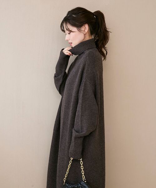 le.coeur blanc(ルクールブラン)の「ネックが選べるニットワンピース(ワンピース・レディース・ブラウン/ブラウン系その他2/ブラック系その他/ブラック/ベージュ/ベージュ系その他2・38)」の1枚目の写真