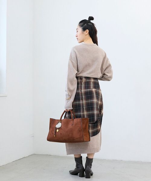 le.coeur blanc(ルクールブラン)の「ネックが選べるニットワンピース(ワンピース・レディース・ブラウン/ブラウン系その他2/ブラック系その他/ブラック/ベージュ/ベージュ系その他2・38)」の11枚目の写真