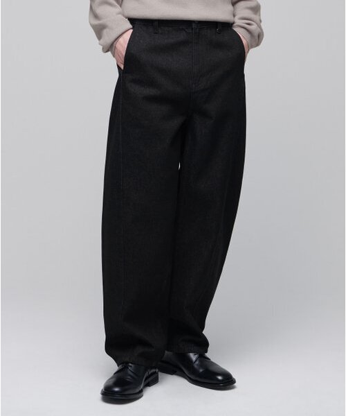 MUSINSA STANDARD（ムシンサスタンダード）の「ツイストセミバルーンデニムパンツ[ローブラック]（デニムパンツ・メンズ・その他・40/38/42/36/34/32/30/31/33/26/27/28/29）」の5枚目の写真