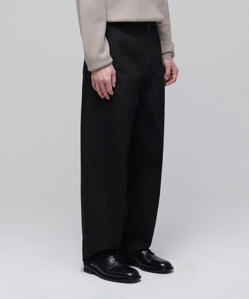 MUSINSA STANDARD（ムシンサスタンダード）の「ツイストセミバルーンデニムパンツ[ローブラック]（デニムパンツ・メンズ・その他・40/38/42/36/34/32/30/31/33/26/27/28/29）」の11枚目の写真