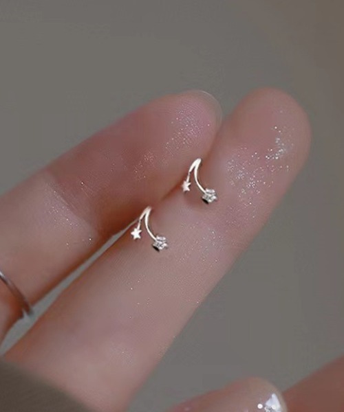 mebole(メボレ)の「shooting star pierced earrings(ピアス(両耳用)・レディース・ゴールド/シルバー・FREE)」の10枚目の写真