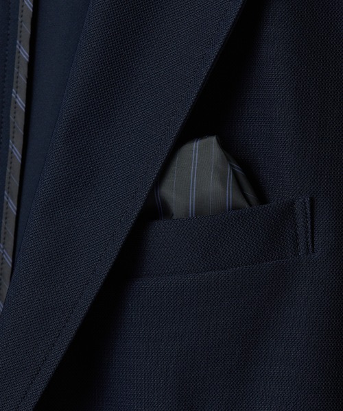 MEN'S BIGI（メンズビギ）の「【ACTIVE TAILOR】Air tool テーラードジャケット＜高通気性/ストレッチ/接触冷感/UVカット/防シワ＞（テーラードジャケット・メンズ・ブラック/ネイビー・04/03/02/01）」の4枚目の写真