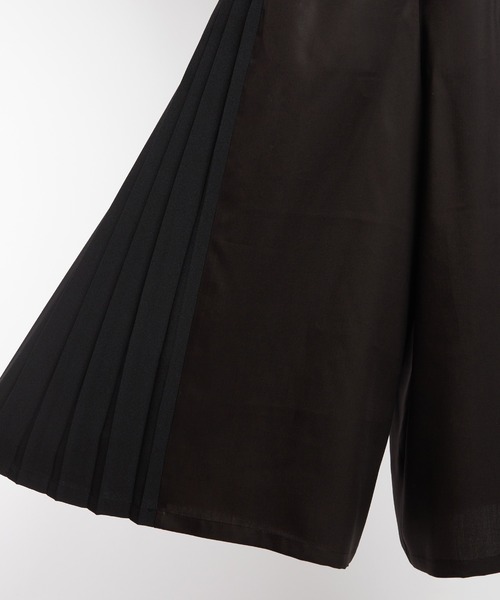 gomme(ゴム)の「プリーツツイルパンツ(その他パンツ・レディース・ブラック・MEDIUM)」の20枚目の写真