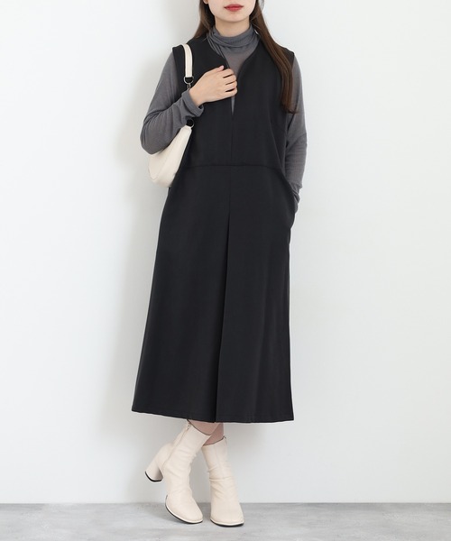 Anna Nicola（アンナニコラ）の「Anna Nicola キーネックジャンパースカート（ジャンパースカート・レディース・ブラック/チャコールグレー/グリーン・38）」の4枚目の写真
