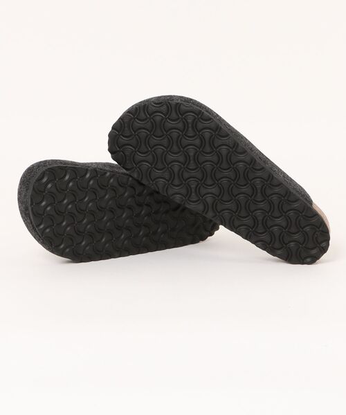 BIRKENSTOCK(ビルケンシュトック)の「《BIRKENSTOCK》Amsterdam FE レギュラー(サンダル・メンズ・ブラック系その他/ライトグレー・43/42/41/40)」の4枚目の写真