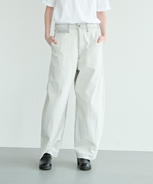 kha:ki(カーキ)の「「KHA:KI / カーキ」オーバルワイドトラウザー(その他パンツ・レディース・グレー系/ライトインディゴブルー/ベージュ/オリーブ・2/1)」の6枚目の写真