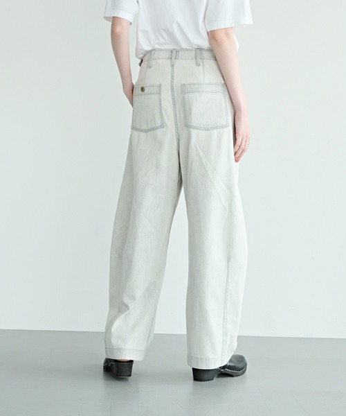 kha:ki(カーキ)の「「KHA:KI / カーキ」オーバルワイドトラウザー(その他パンツ・レディース・グレー系/ライトインディゴブルー/ベージュ/オリーブ・2/1)」の10枚目の写真