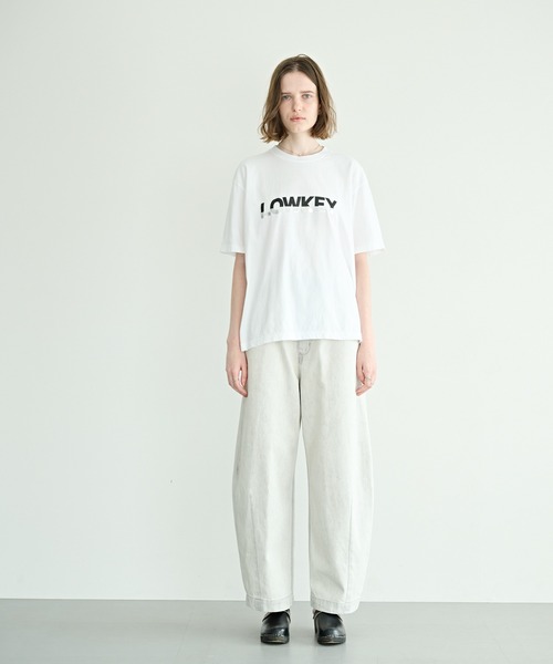 kha:ki(カーキ)の「「KHA:KI / カーキ」オーバルワイドトラウザー(その他パンツ・レディース・グレー系/ライトインディゴブルー/ベージュ/オリーブ・2/1)」の11枚目の写真