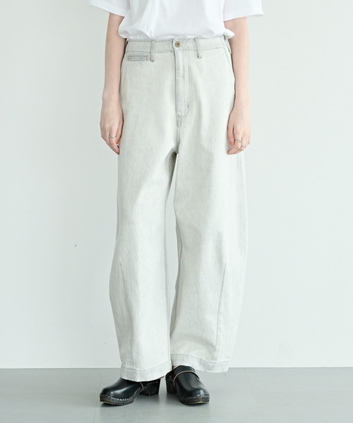 kha:ki(カーキ)の「「KHA:KI / カーキ」オーバルワイドトラウザー(その他パンツ・レディース・グレー系/ライトインディゴブルー/ベージュ/オリーブ・2/1)」の14枚目の写真