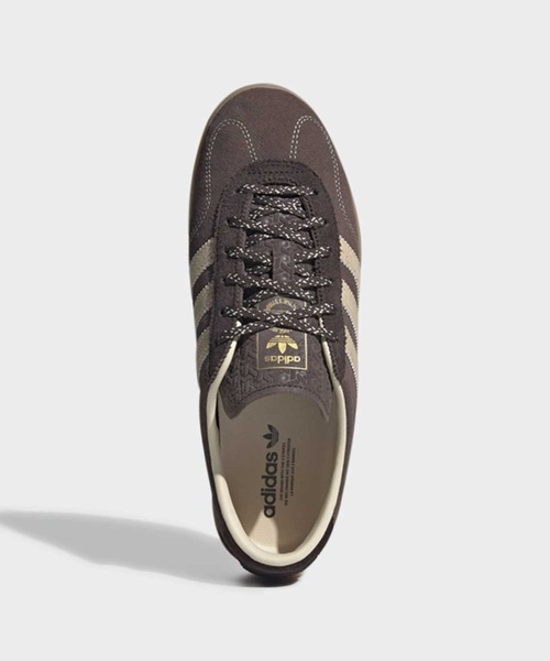 adidas（アディダス）の「ガゼル LO PRO / GAZELLE LO PRO SHOES / アディダスオリジナルス adidas Originals（スニーカー・レディース・ブラウン・23.5cm/24.0cm/22.0cm/22.5cm/23.0cm/24.5cm/25.0cm/25.5cm/26.0cm/26.5cm/27.0cm/27.5cm/28.0cm）」の2枚目の写真