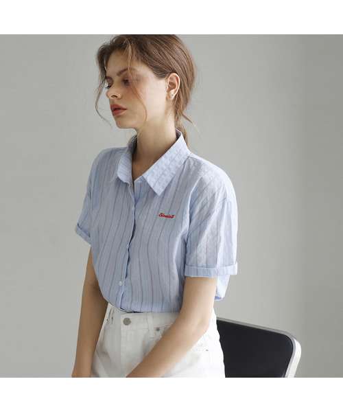 SLOWLOLLI（スローローリ）の「Natural pinstripe short-sleeve shirt_3 Colors（シャツ/ブラウス・レディース・ブルー/Beige/ブラウン・FREE）」の3枚目の写真