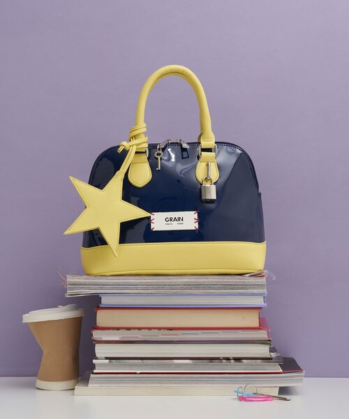 GRAIN/グレイン】スターチャームエナメルボストンバッグ（トートバッグ