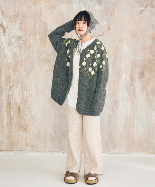 Crisp（クリスプ）の「フラワーモチーフオーバーニットカーディガン（カーディガン/ボレロ・レディース・ダークグレー/グレー・FREE）」の10枚目の写真